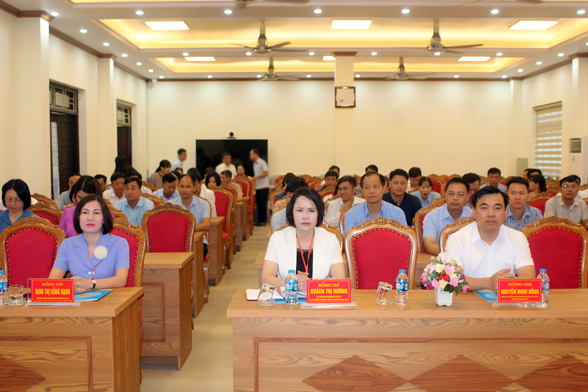 Khai giảng lớp bồi dưỡng kiến thức, kỹ năng đối với  Chủ tịch Hội Nông dân xã, phường năm 2026