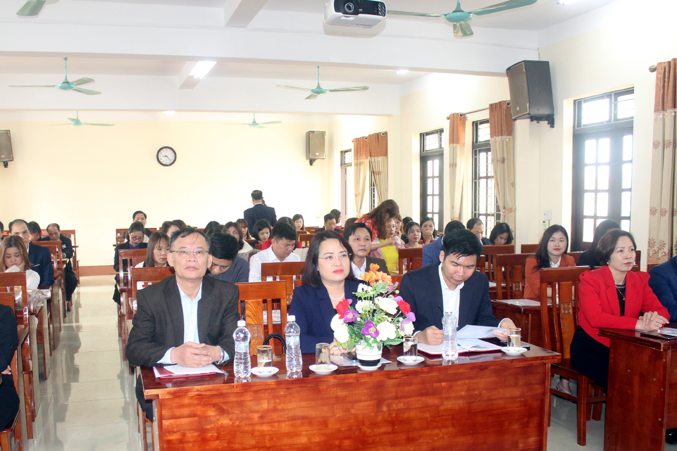 Bế giảng lớp TCLLCT hệ không tập trung KA-12 (2021-2022) tại huyện Tiên Lữ