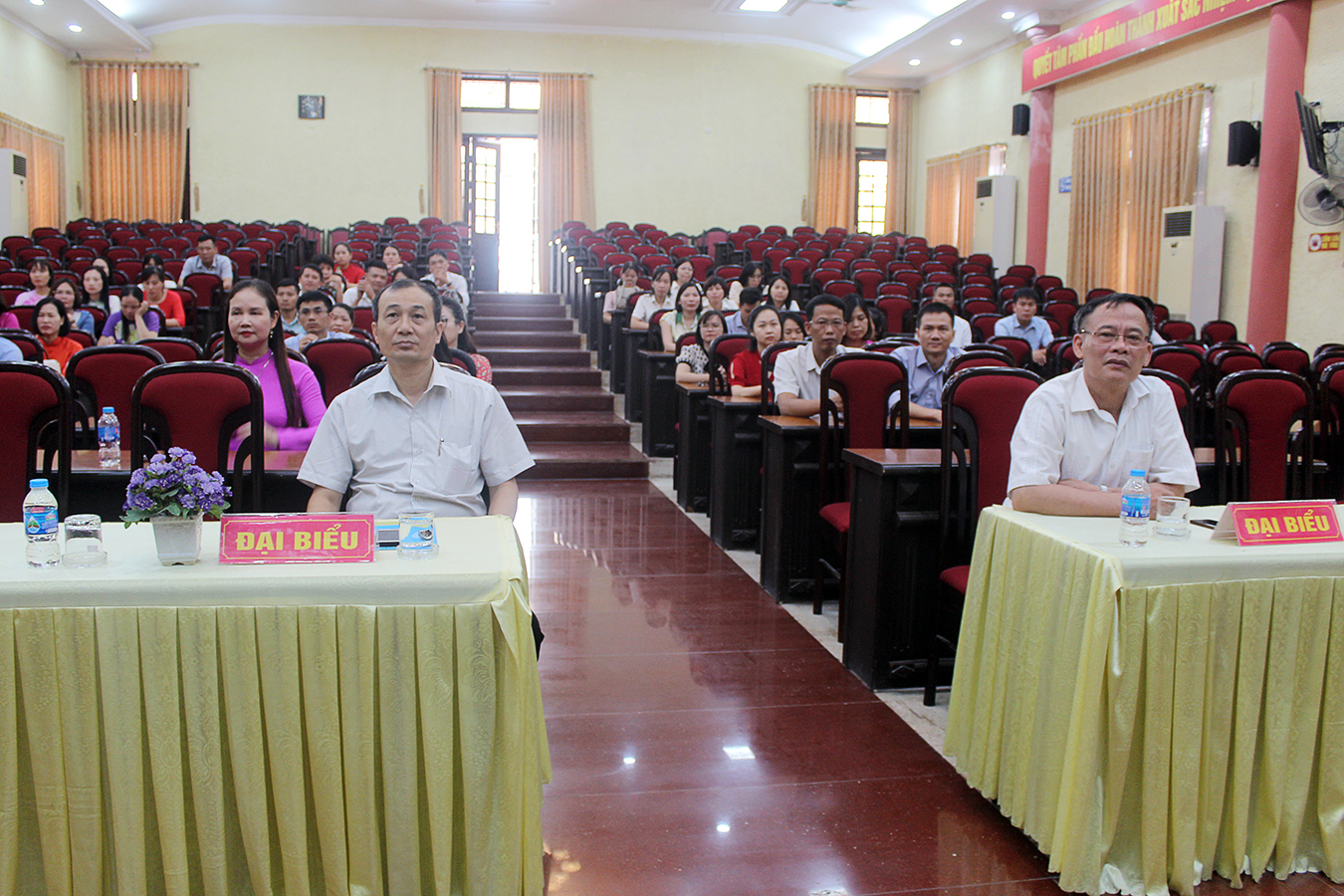 Khai giảng lớp Trung cấp lý luận chính trị hệ không tập trung KA-21 (2023-2024) tại trường Chính trị Nguyễn Văn Linh