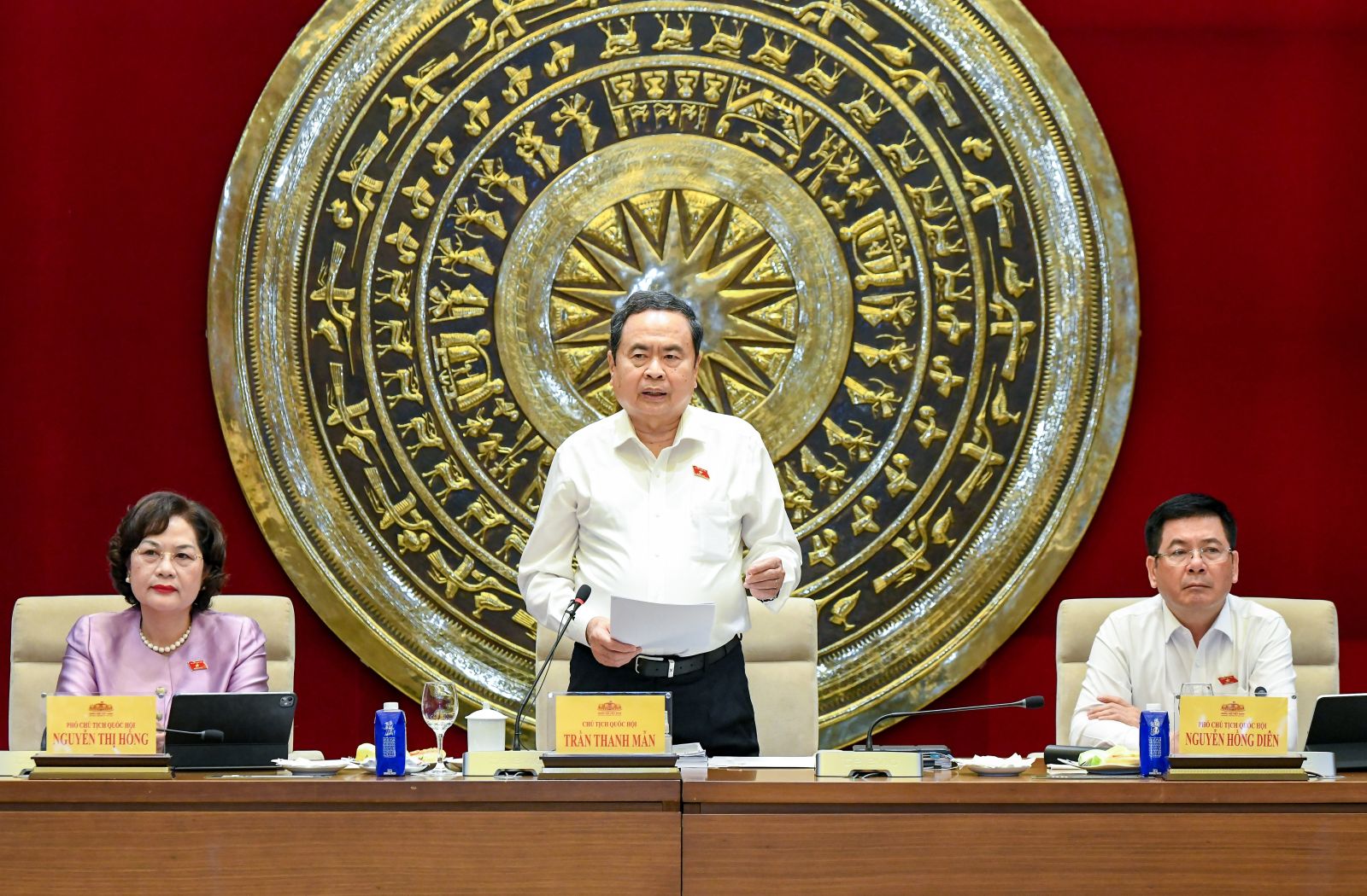 Chủ tịch Quốc hội Trần Thanh Mẫn: Ổn định vĩ mô phải vững, nhưng không được bỏ lỡ cơ hội tăng trưởng