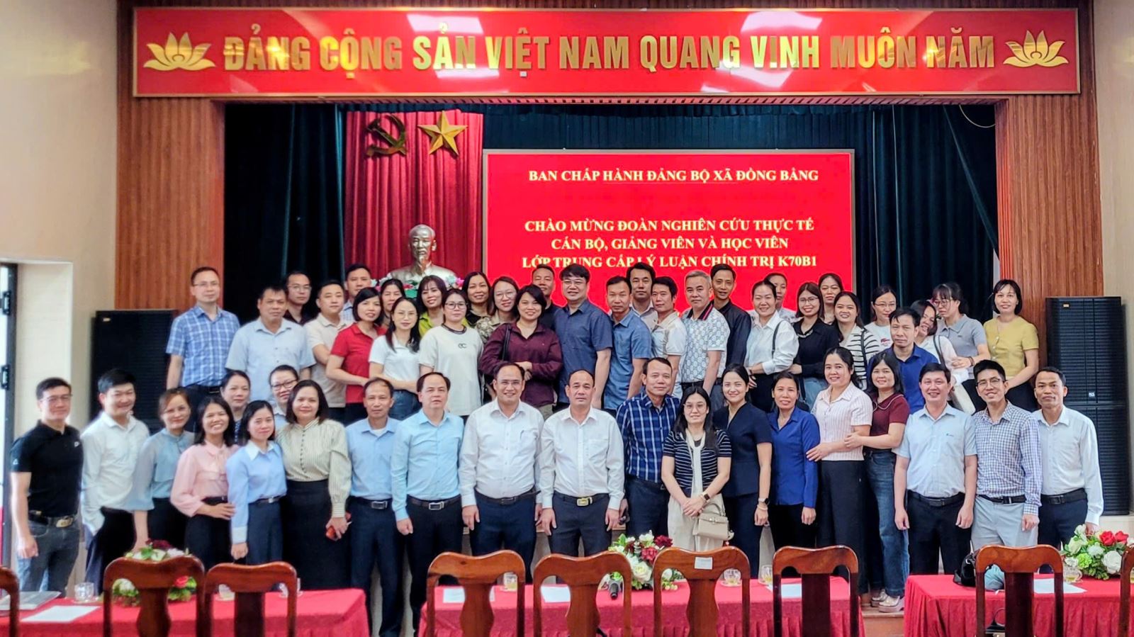 Trường Chính trị Nguyễn Văn Linh tổ chức đoàn nghiên cứu thực tế Lớp trung cấp lý luận chính trị hệ không tập trung K70B1 (2025-2027)