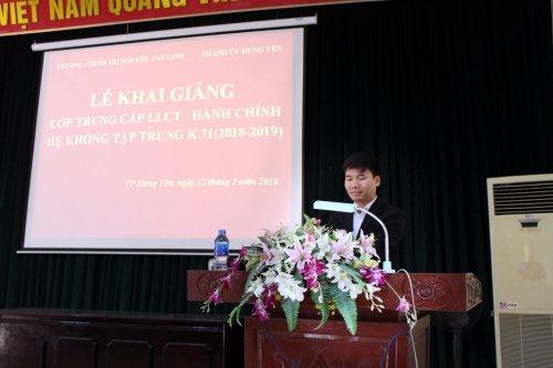 Khai giảng lớp TCLLCT – HC hệ không tập trung K71 (2018 – 2019) thành phố Hưng Yên