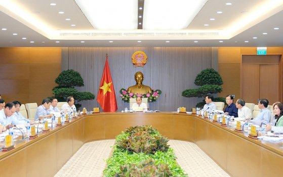 21:04 28/08/2018 print   Thủ tướng Nguyễn Xuân Phúc chủ trì cuộc họp Thường trực Chính phủ