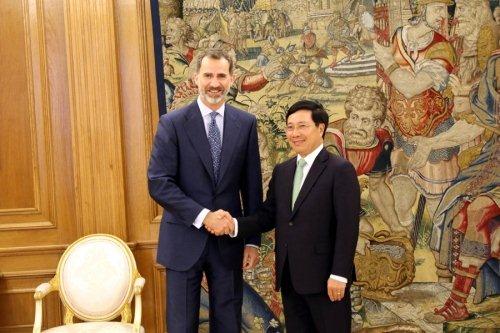 Phó Thủ tướng, Bộ trưởng Ngoại giao Phạm Bình Minh tiếp kiến Nhà vua Tây Ban Nha