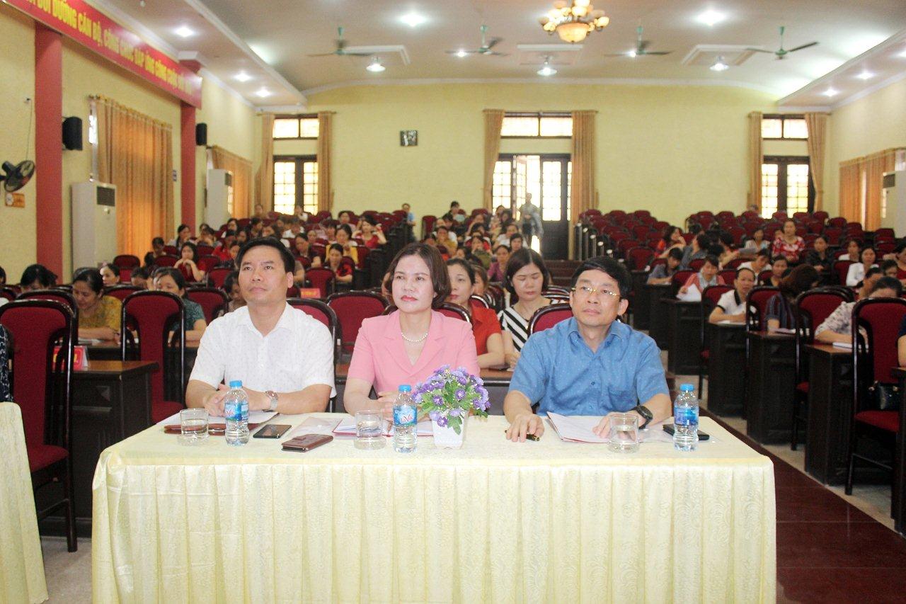 Khai giảng lớp bồi dưỡng Nghiệp vụ công tác Hội phụ nữ tại Trường Chính trị Nguyễn Văn Linh năm 2020
